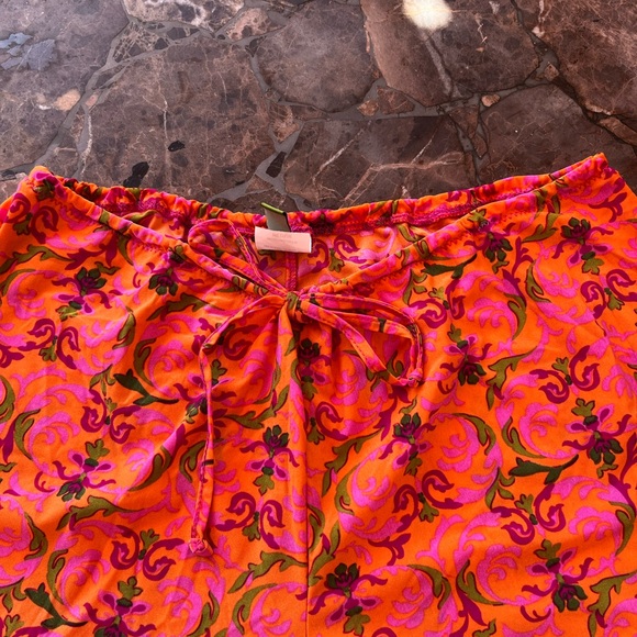 BECCA Magenta  and Orange Floral Mediterranean design - Picture 12 of 14